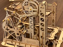 スチームパンクな木製キット「マーブルコースター」を作ってみた！ ピタゴラスイッチな動きから貴方はもう目を離せない