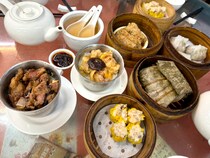 【異文化】香港では飲茶を食べる前に「箸」や「レンゲ」をお茶で洗うって知ってた？