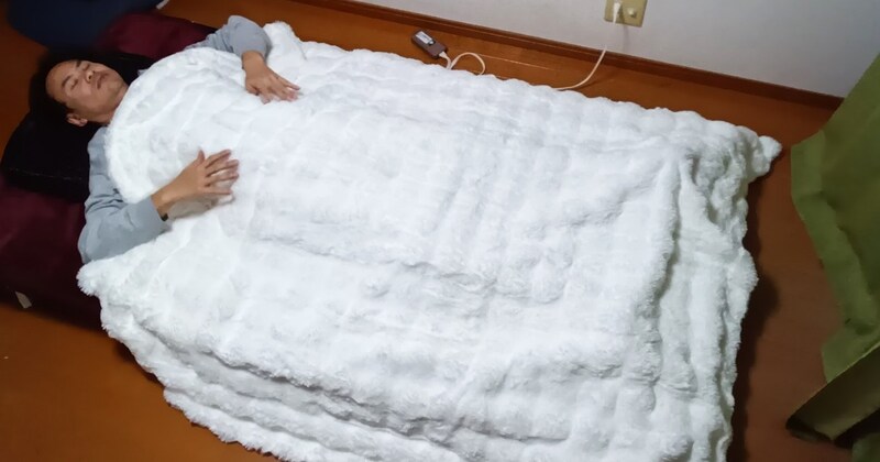 【検証】サクラチェッカー危険のふわとろ毛布VERILADYを1週間使用 → その後Amazonレビューをチェックしたら気になる口コミが