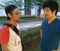 【iPhone6s行列】並び始めてわずか1時間で仲間割れ！ 夜を待たずに解散か⁉︎