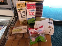 最強のコーヒー牛乳「白バラコーヒー」よりも人気の飲み物があったなんて！ 鳥取県の大山乳業直売所に行って売り上げランキングを聞いてみた