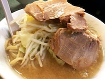 【忘年会コラム】飲み会でしこたま飲んだ後の「締めラーメン」って意味分からなくね？ 胃が4つあるの？