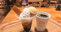 横浜にある「クルミッ子」のカフェで食べられる『クルミッ子パフェ』が絶品！  寒い季節にこそ楽しみたい濃厚さ