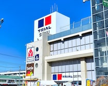 レジ待ちは解消されたか？ 「トライアル西友」の1号店でレジカートを実際に使ってみたら、レジ待ちは消えたけど…