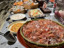 全国で4か所！ 牡蠣もアワビも食べ放題の超豪華バイキングが圧巻「大江戸温泉物語Premium 鬼怒川観光ホテル」