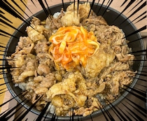 【脂質の暴力】伝説のすた丼屋の新メニュー『豪快すたみなにくニク焼肉丼 W盛り』は最狂レベルの高カロリー・高脂質メシ！ チャレンジした結果…