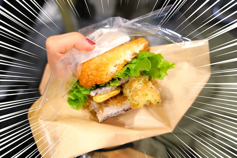 大阪・関西万博で20万食を突破した『ワンハンドBENTO』っておにぎりと何が違うの？ ヒットの理由を確かめてきた