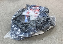 【超簡単】SNSでバズってた「服を整理する方法」がもはや圧縮袋入らず！ 年末の大掃除にも使えるぞ〜!!