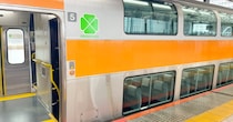 旅行気分を味わいたいので「中央線グリーン車」で退勤してみたら最高だった！ あえて各停に乗るのがポイント
