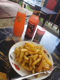 【アフリカ ポテト探訪】ケニアで赤い斑点のポテトに遭遇！ その意外な味と理由とは？ カンバ通信：第393回