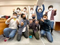 おっさん9人が「寝起きのまま」出社してみたらこうなった