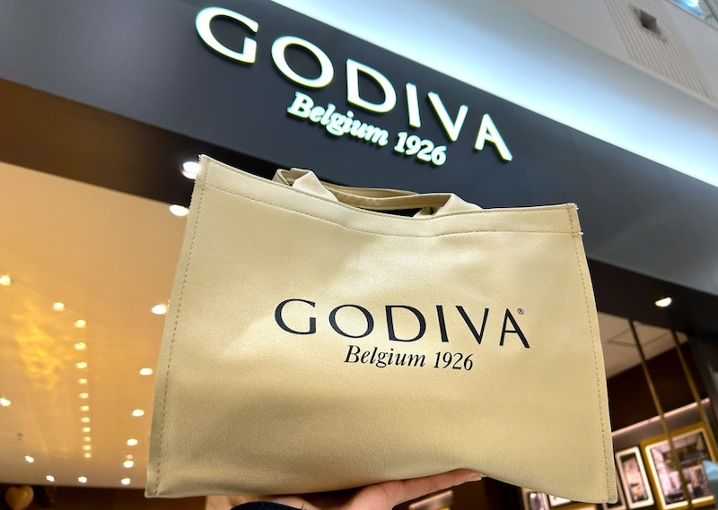 GODIVA(ゴディバ)の「ハッピーバッグ」を店頭で購入! ゴディバを買うなら、やっぱり正月!! その理由は… / 福袋2026