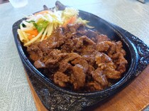 猟師が作った熊料理「くまギスカン」が激ウマ！ 千葉の山中のジビエ店でご馳走になった、知る人ぞ知る絶品グルメ