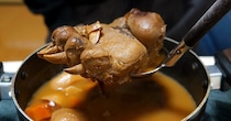【実録】先輩の家で鍋パーティーをしたら、具材が「熊の手」だった話 / 初めて体験する『最高級ジビエの味』とは