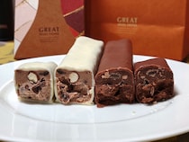 お値段2500円！ ひと目で “本命” とわかるチョコ『生ブラックサンダー』が今年も発売したので食べてみた