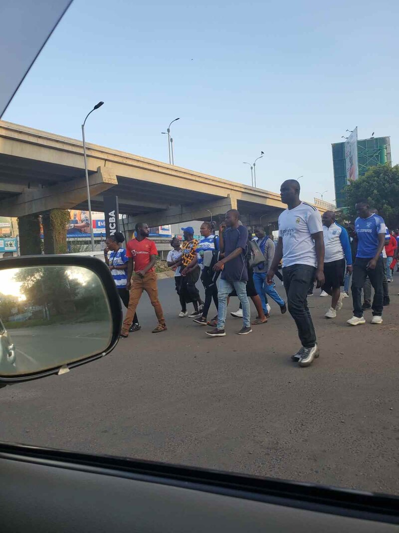 入場料275円! 6万人収容スタジアムで爆発するケニアのサッカー熱と、試合後の大騒ぎ【カンバ通信:第436回】