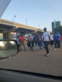 画像をもっと見る