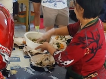 【50円以下の朝ごはん】安いインドネシア料理「ペチェル」をさらに安い場所で買うとこうなる / インドネシア通信