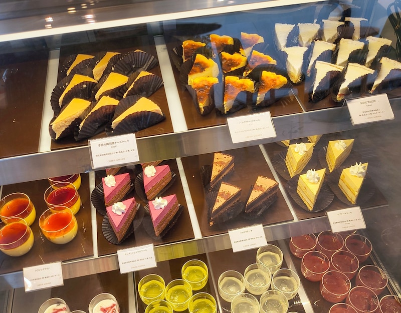 【90分間2800円】御用邸チーズケーキも食べ放題！「チーズガーデン」でスイーツビュッフェを楽しもう！ エミテラス所沢店