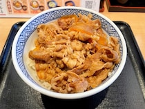 韓国人女性が思う「なぜ日本では女性が一人で牛丼やラーメンを食べることをためらうのか」