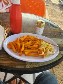 店名は「僕の妻の馳走」。情熱的なポテト屋で見かけた、ケニアの少し切ない日常【カンバ通信：第442回】