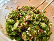 【最強レシピ】超簡単＆激ウマ「生オクラのおかか和え」の作り方 / 通称「オクラ納豆」は毎日食べても飽きない！