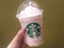 【スタバ新作】『ホワイト ブリュー コーヒー ＆ マカダミア フラペチーノ』はカフェイン激少なのにしっかりコーヒーの味 / 気になったのでカフェイン量を聞いてみた