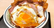 【意味不明】俺たちの「かつや」、朝ごはんみたいな新商品『ベーコンエッグソースカツ丼』を発売！ でもまったく朝ごはんじゃねぇ!!