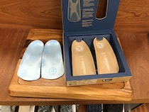 あの「ビルケンシュトック」のインソールが売っている…！ これさえあれば痛い靴も疲れないビルケン仕様に変身じゃ