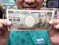 【ガチ検証】自称「UFOキャッチャー名人」は1万円でどれだけ景品をゲットできるのか？