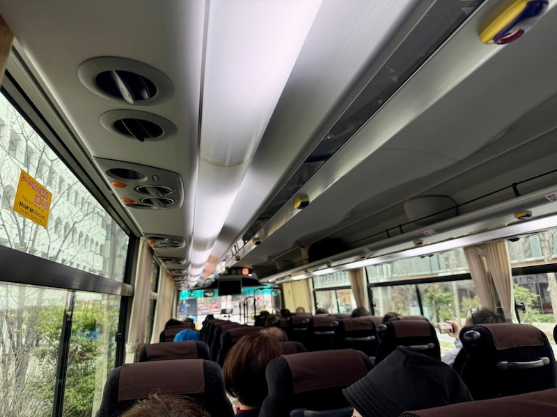 【体験談】高速バスで事故に遭ったら乗客と運転手の一体感がすごかった話