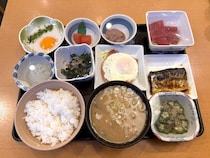 【続報】即中止になった御徒町小町食堂の「990円朝食バイキング」が復活！ ただし “30人の壁” を超えても「勝ち組」になれるとは限らない