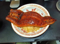 鰻一尾を使った「極上うなぎ炒飯」が大阪王将御徒町店で復活 → 注文したら価格に “8年の歳月” を感じた