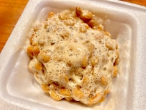 納豆は結局何回混ぜるのがおいしいの？ 納豆を最大1000回混ぜて食べ比べてみたら…ある回数から露骨に変化が！