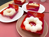 【超速報】ポン・デ・リングが白くなっちゃった！ ミスドの『白いポン・デ・リング』を食べてみたら「飲めるポン・デ・リング」だった
