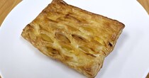 ウマいと噂の『スーパーオオゼキ』のアップルパイを食べたら、「これが100円!?」と思わざるを得なかった……