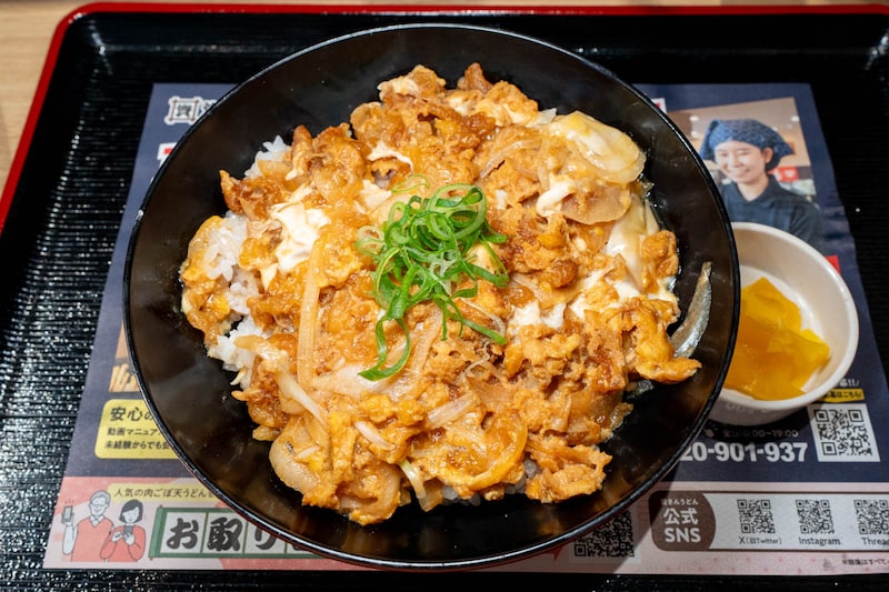資さんうどん新商品 399円～の「資たま丼」がいい感じ / 美味さ、ボリューム、価格の全てで程よい満足感