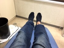 【疑問】歯医者さんの診察台で「スリッパは脱ぐべきか？ 脱がざるべきか？」実際に聞いてみたらこうだった