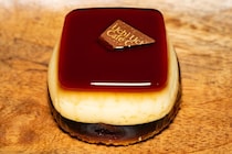 ローソンの『ブラボーミチプー ミッチリプリン』が革命的！ 至高のプリン系スイーツが爆誕