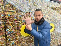 【今日から】1回40円！ ブラックサンダーのつかみ取りがシンプルだけど最高に楽しい!!