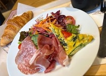 【店舗限定】スタバの「モーニング」でホテル気分を味わえるとは思わなかった