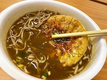SNSで話題「どん兵衛カレーそばアレンジ」を作って感じたバズレシピの鍵 / 作った先にある “幸福な自由” とは