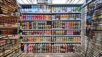 【日本一!?】300種類以上のビールが揃うコンビニを直撃取材したら、意外過ぎる事実が判明した！ / 横浜ハンマーヘッド