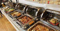 食べ放題1100円！ ガチ中華最安級の野方『田舎菜館』に行ったらランチバイキングがフレキシブルだった
