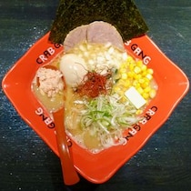 コレよコレ〜！ カニの旨みがギュッと詰まった『かに味噌ラーメン』の圧倒的カニカニ感は一食の価値あり!! 札幌市中央区「クラブギャング」
