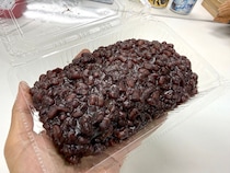 午前中には売り切れるという「絶品おはぎ」を求めて旗の台へ / 沖田精米のおはぎは潤いが極上レベル