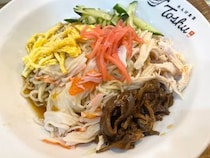 オリジン系中華料理「れんげ食堂Toshu」の冷やし中華は醤油と胡麻の2本立て！『醤油』と『胡麻』を食べ比べてみた