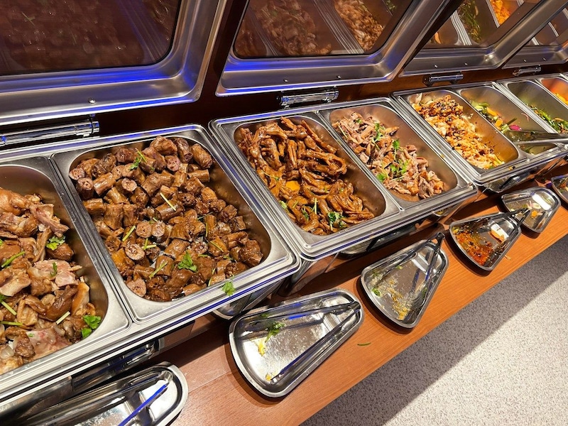 【食べ放題1380円】創業95年の内モンゴル料理店に行ってみた！ 日本初上陸した『徳順源』のバイキングはガチ中華の入門的内容