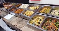 「ウイグル料理食べ放題1200円」池袋中華街の雑居ビル8階にコスパの秘境を見た / ガチ中華ランチ紀行：第11回『大新疆』
