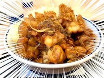 から揚げはタレ!? かつやの「生姜からあげだれのチキンカツ丼」がガチでヤバイ！ から揚げ2倍にして食べてみたよ！
